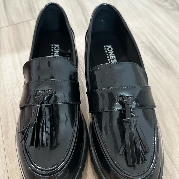 Black Tassel Loafers for women - Picture 1 of 4